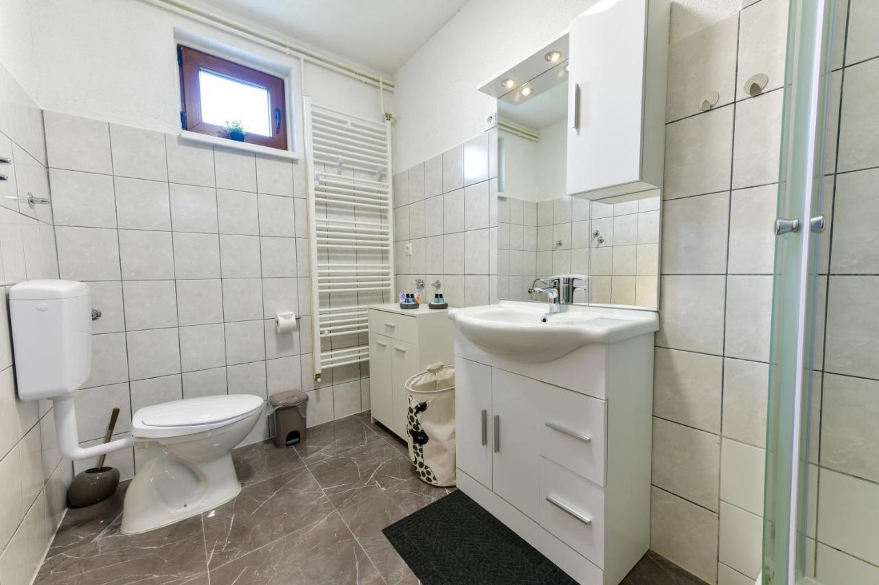 Apartman Plum Plitvice Drežnik Grad Extérieur photo