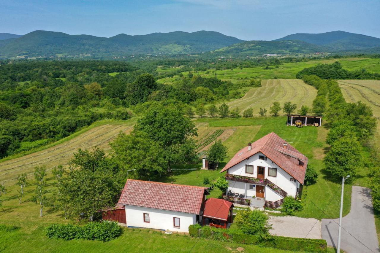 Apartman Plum Plitvice Drežnik Grad Extérieur photo